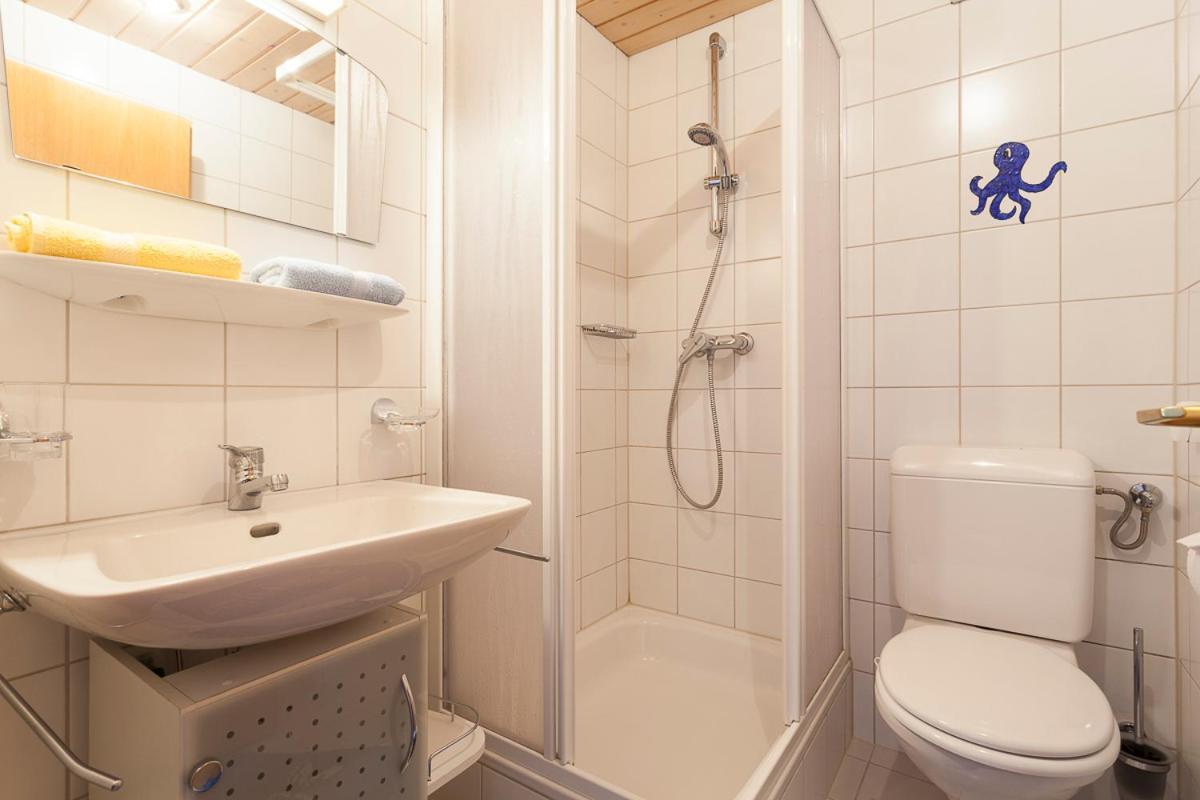 Gaestehaus Hoeck Шрунс Екстер'єр фото