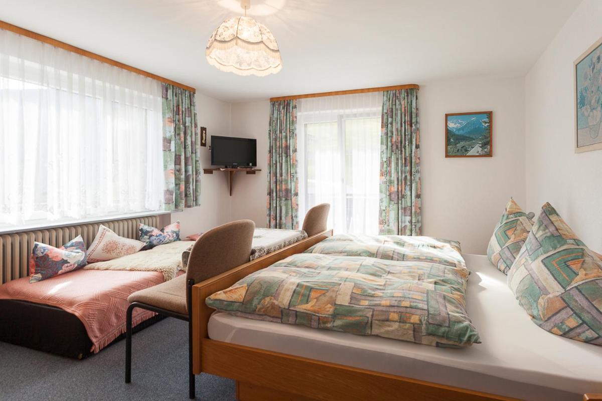 Gaestehaus Hoeck Шрунс Екстер'єр фото